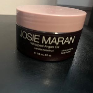 Josie Maran 4 oz body butter vanilla hazelnut